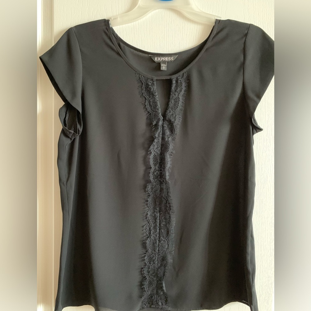 Express black short sleeve shirt in Medium